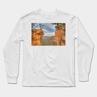 Hanging Rock vista Long Sleeve T-Shirt